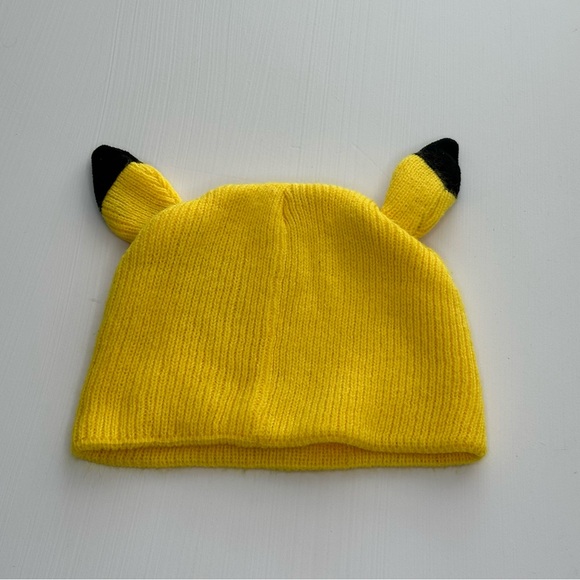 POKÉMON PIKACHU COSPLAY KNIT HAT WITH EARS UNISEX BEANIE - Picture 2 of 5